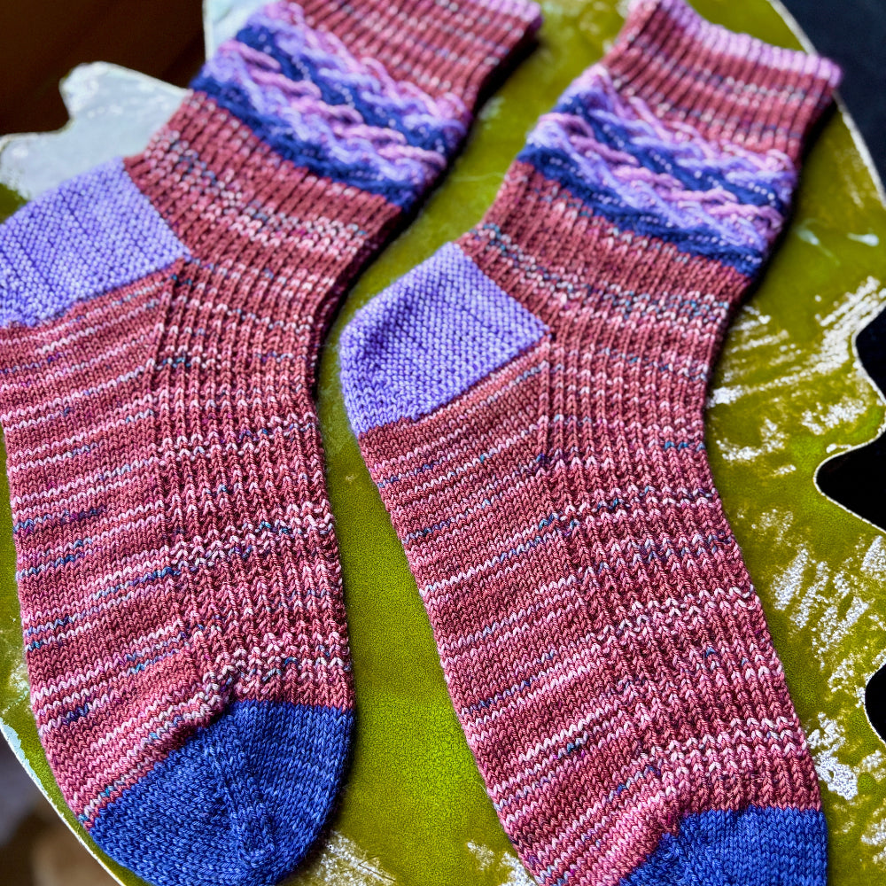 Embossed Jacquard Socks