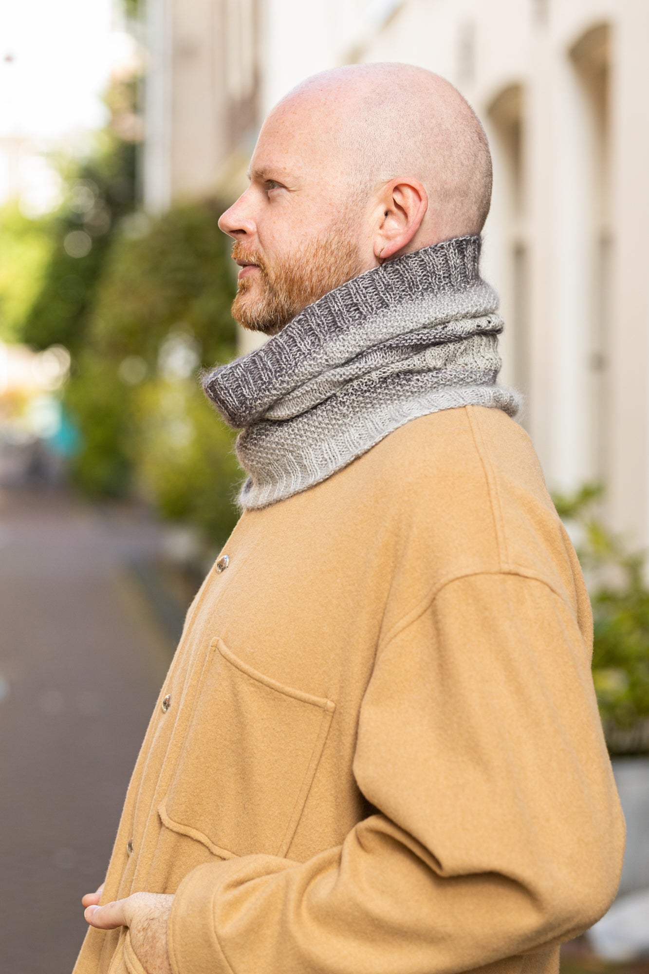 Glowhair Frost Cowl
