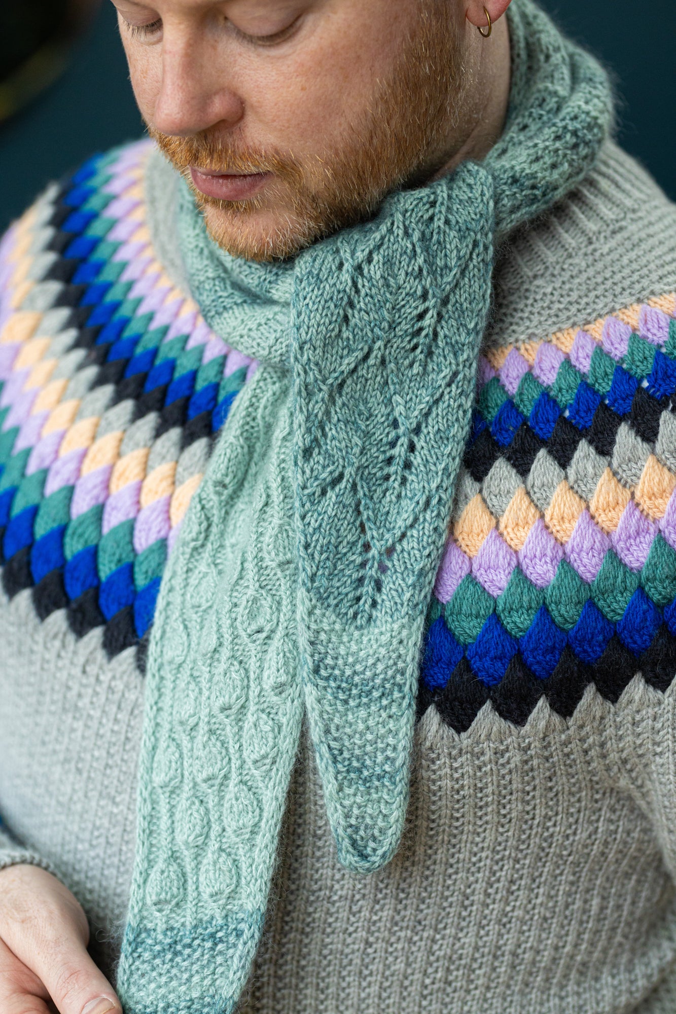 Glowhair Frost Scarflet