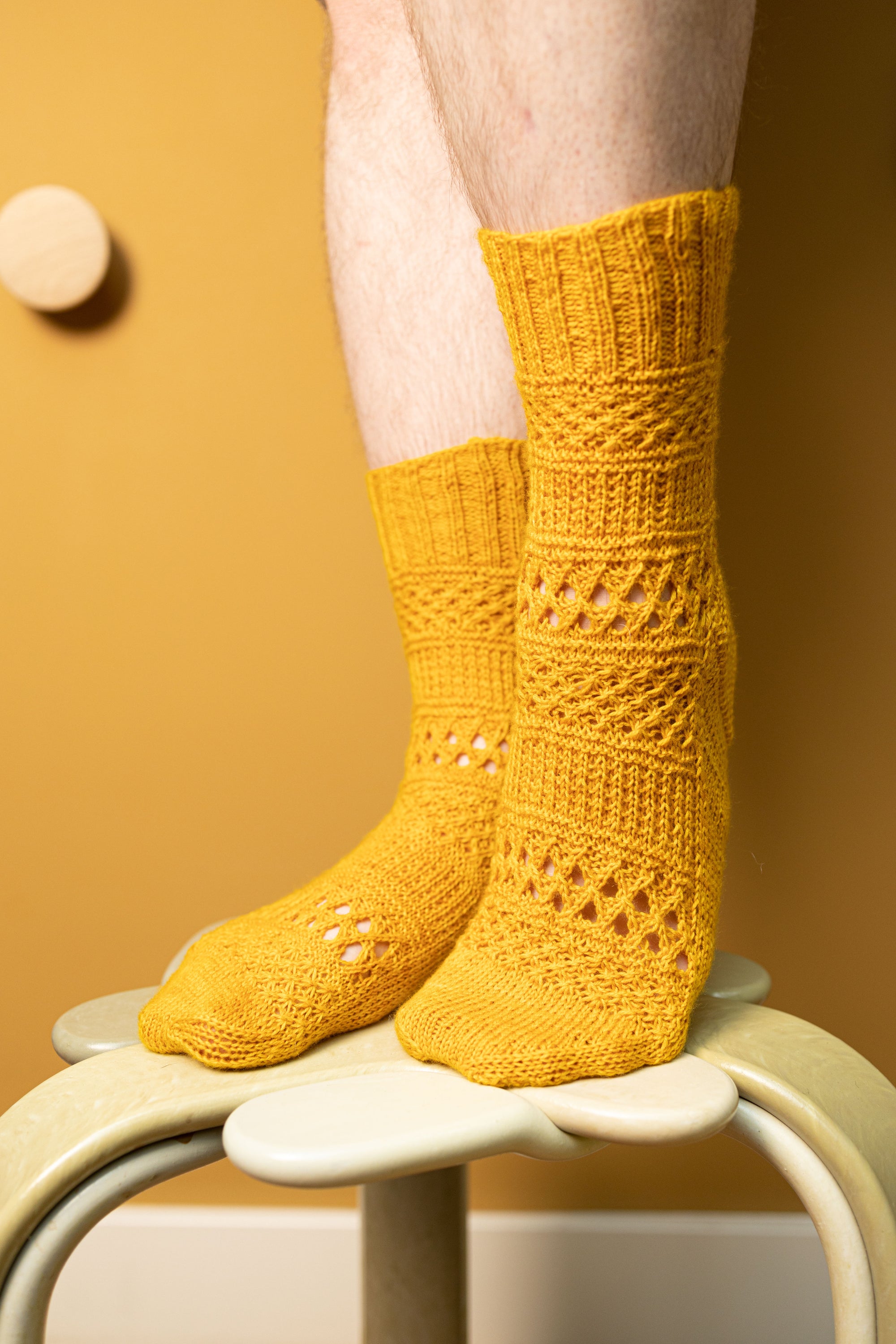Mingling Daisies Socks