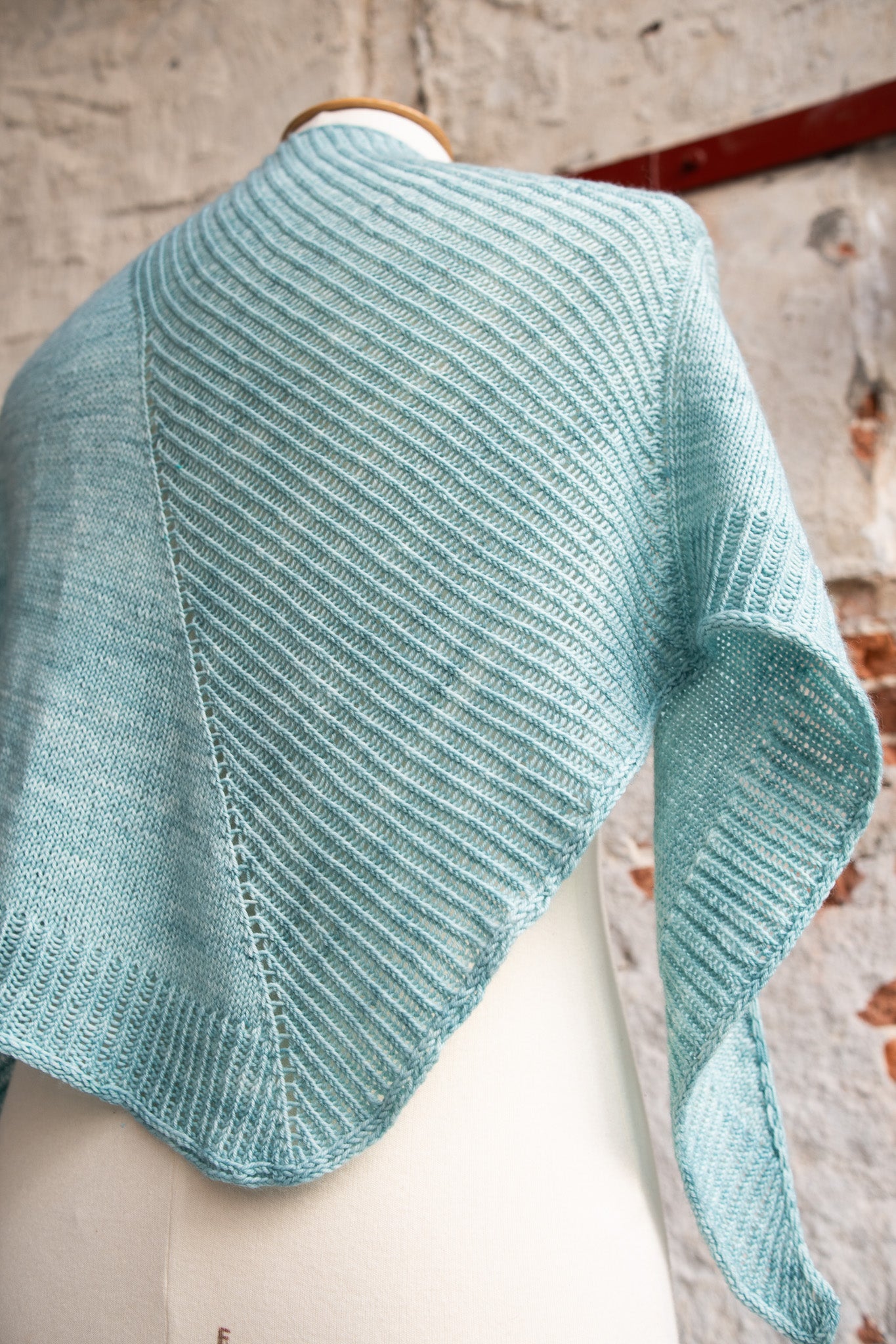 Windschief Shawl