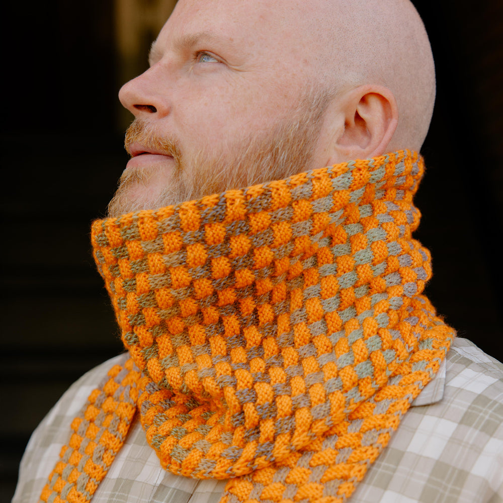 Woven Checks Skinny Scarf