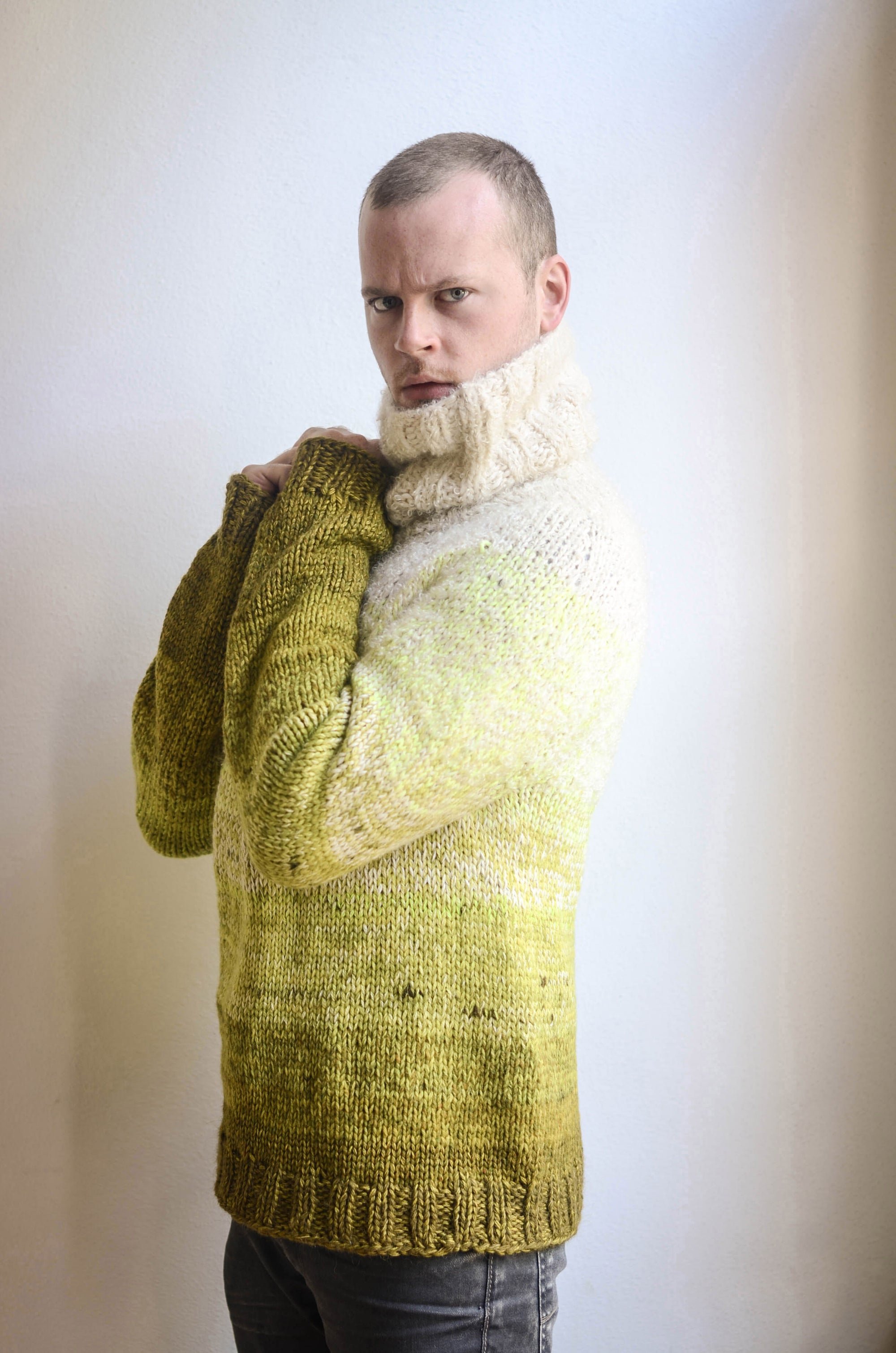 Ombre Yarn Eater