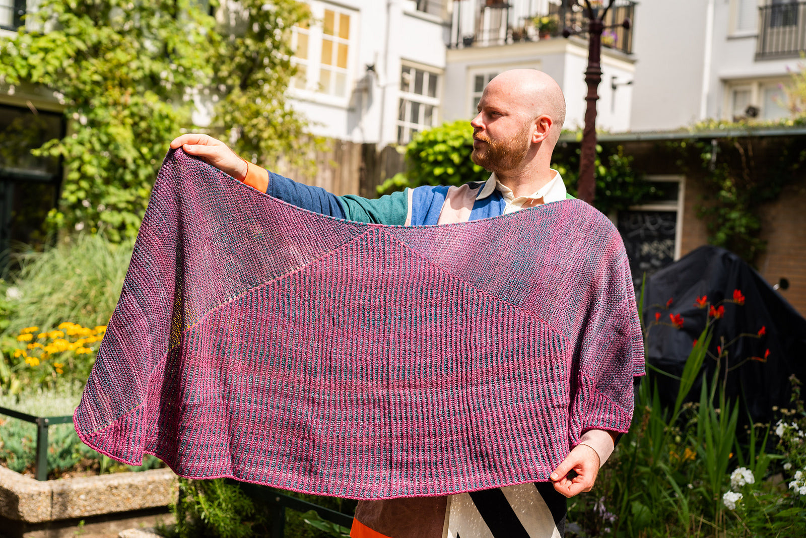 Briogarter Split Shawl