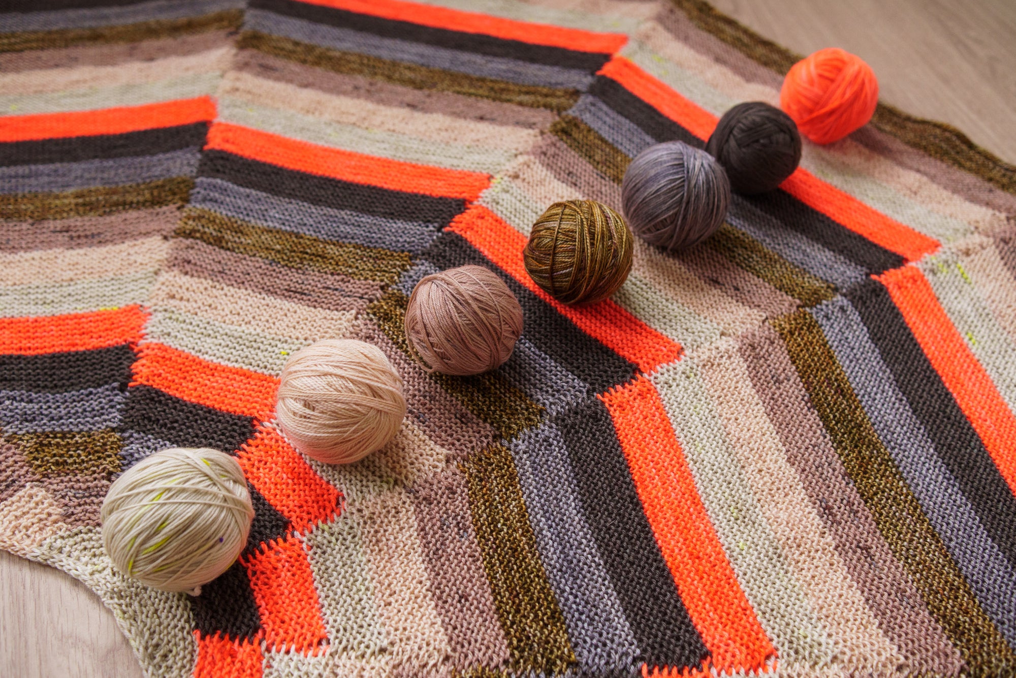 Modular Coloring Shawls