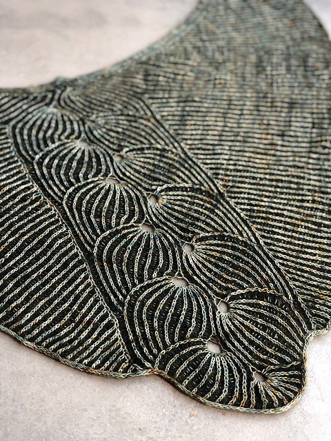Flying Foxtail Shawl