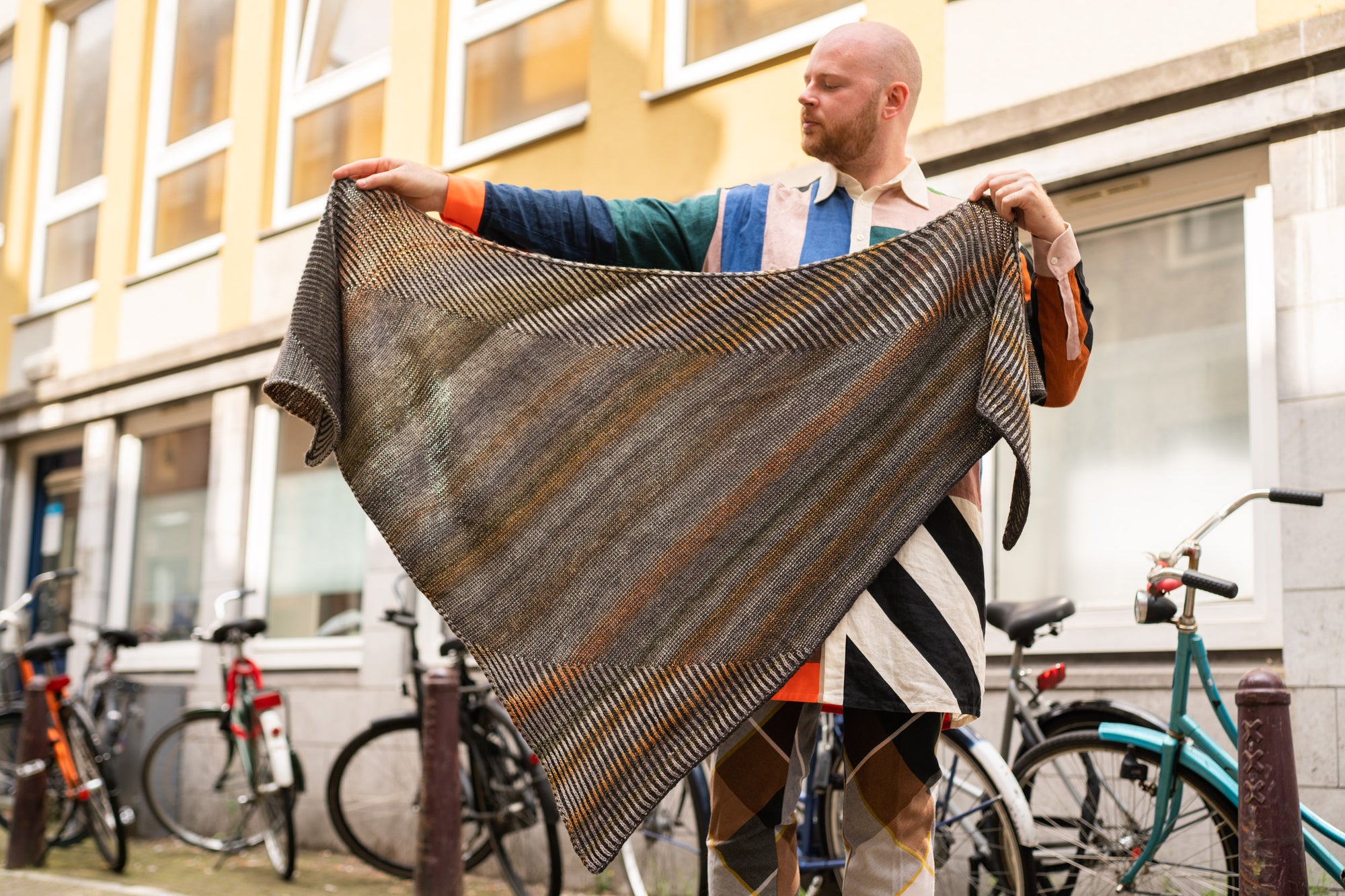 Trigradient Shawl