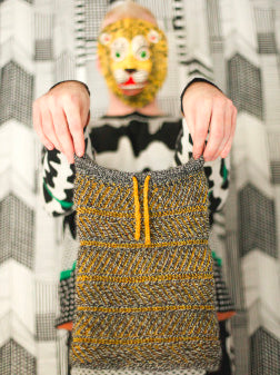 Briochevron Drawstring Tube