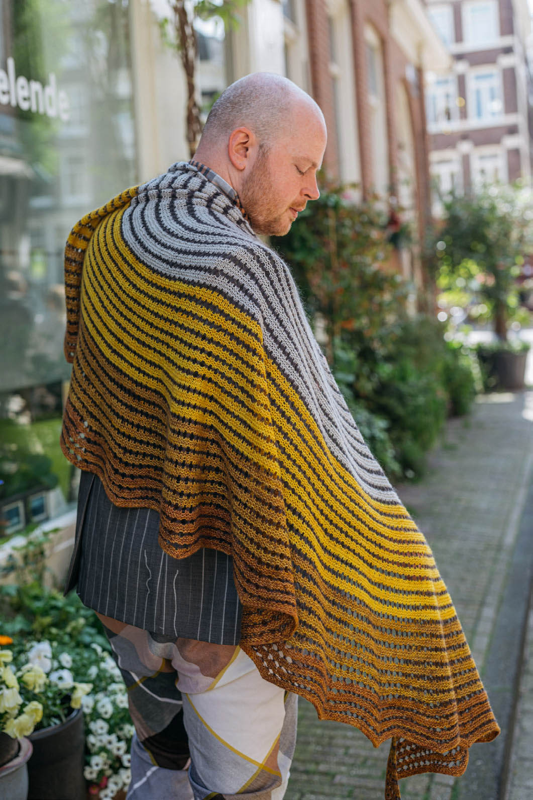 Curvette Shawl