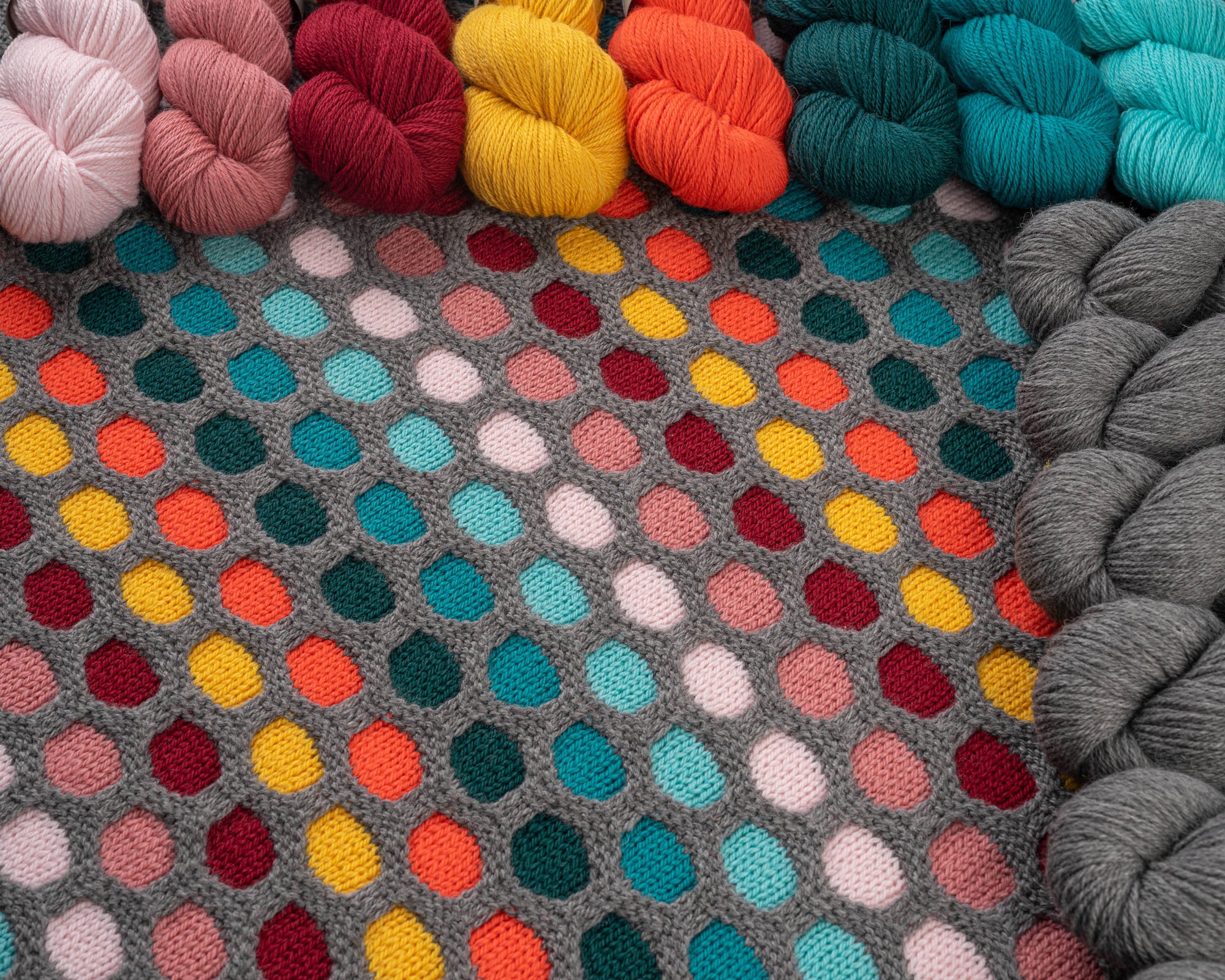 Painting Honeycombs Blanket